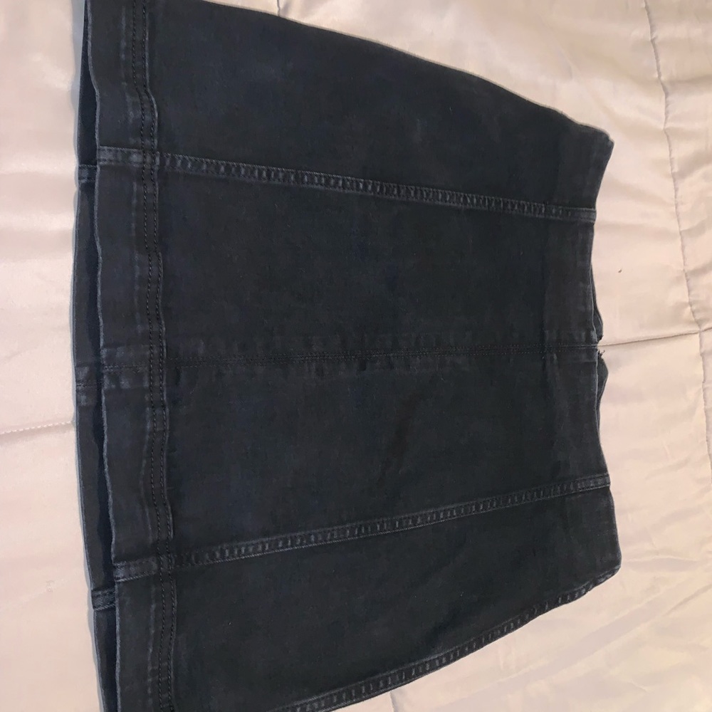 Black mini skirt